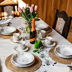 U Szymczaka Holiday home Lopuszna